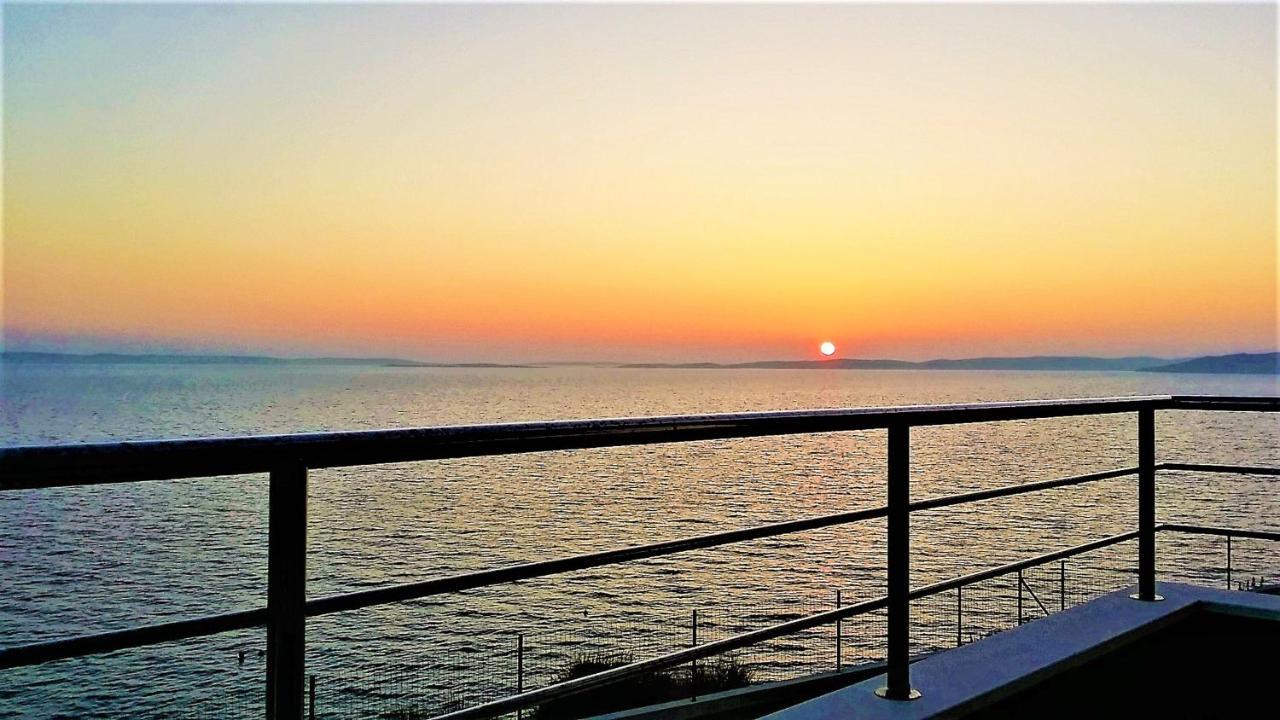 Apartments Nicolas - Beach & Sea 10M Away - Amazing Sea View! ريتنا المظهر الخارجي الصورة