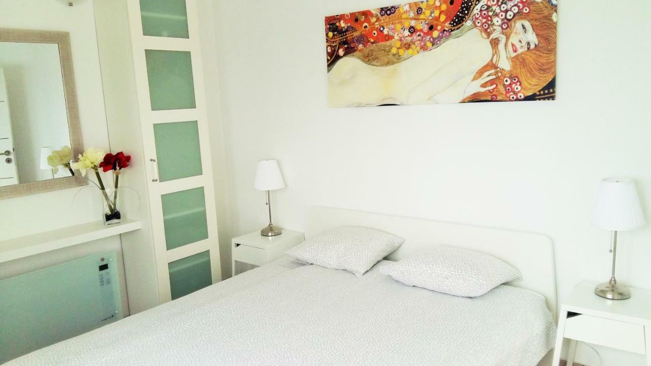 Apartments Nicolas - Beach & Sea 10M Away - Amazing Sea View! ريتنا المظهر الخارجي الصورة